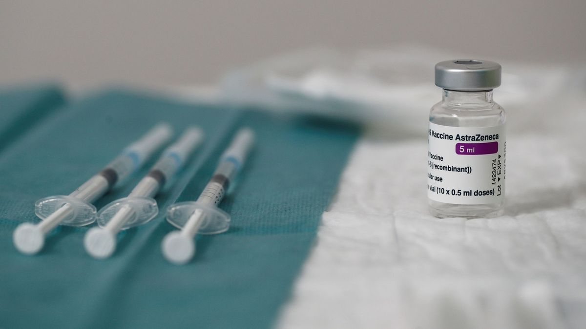 Polsko prodlužuje čas mezi očkováním